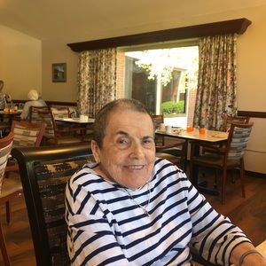 Meet your Posher, Ellen